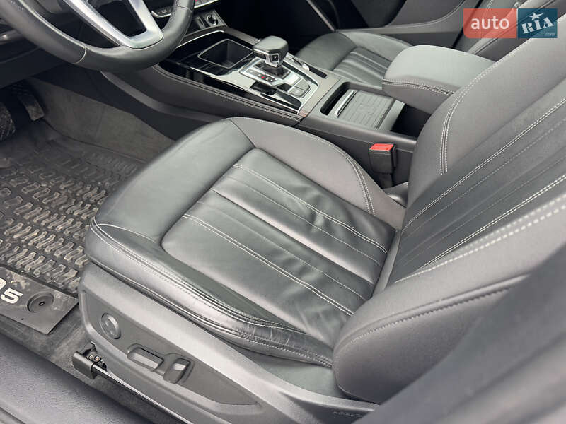 Внедорожник / Кроссовер Audi Q5 2020 в Стрые