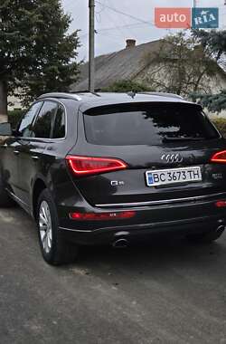 Внедорожник / Кроссовер Audi Q5 2015 в 