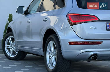 Позашляховик / Кросовер Audi Q5 2015 в 