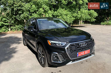 Внедорожник / Кроссовер Audi Q5 2023 в 