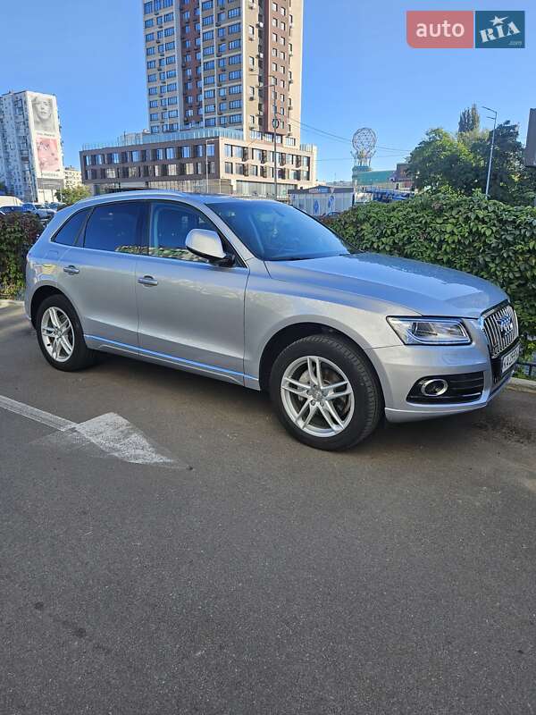 Внедорожник / Кроссовер Audi Q5 2016 в Киеве