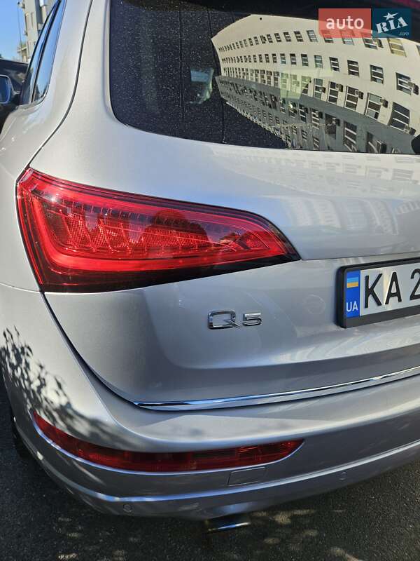 Внедорожник / Кроссовер Audi Q5 2016 в Киеве