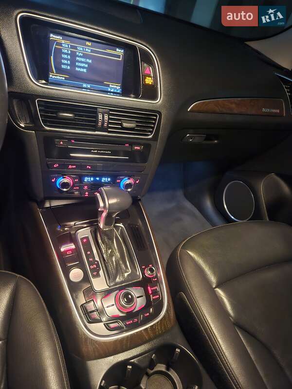 Внедорожник / Кроссовер Audi Q5 2016 в Киеве