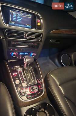 Внедорожник / Кроссовер Audi Q5 2016 в 
