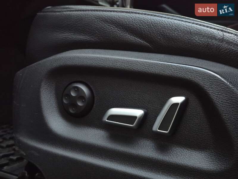 Внедорожник / Кроссовер Audi Q5 2015 в Львове