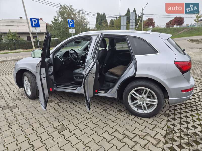 Позашляховик / Кросовер Audi Q5 2016 в Івано-Франківську