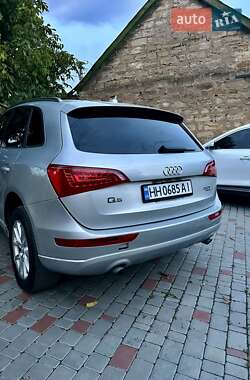 Внедорожник / Кроссовер Audi Q5 2011 в Одессе