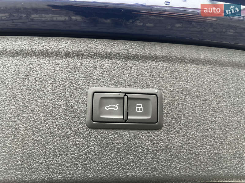 Внедорожник / Кроссовер Audi Q5 2017 в Львове