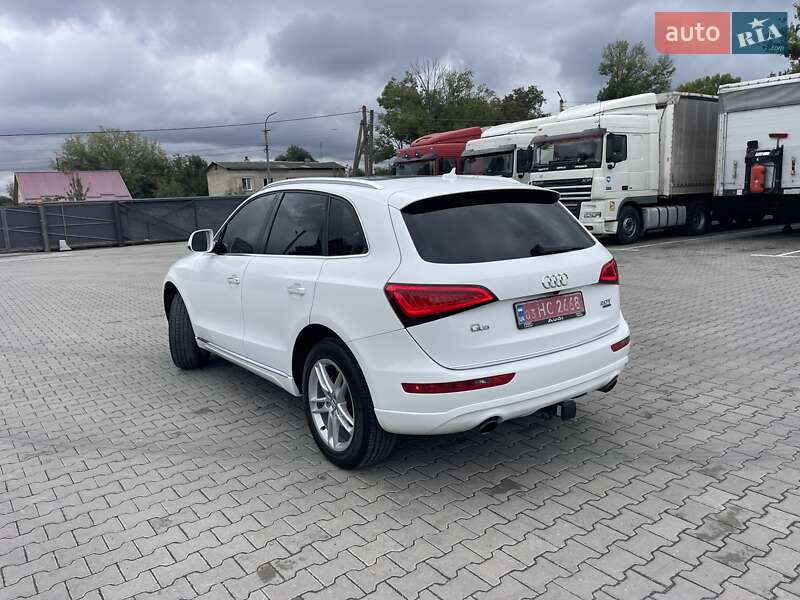 Внедорожник / Кроссовер Audi Q5 2016 в Киеве