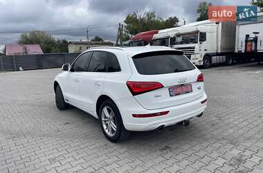 Внедорожник / Кроссовер Audi Q5 2016 в 