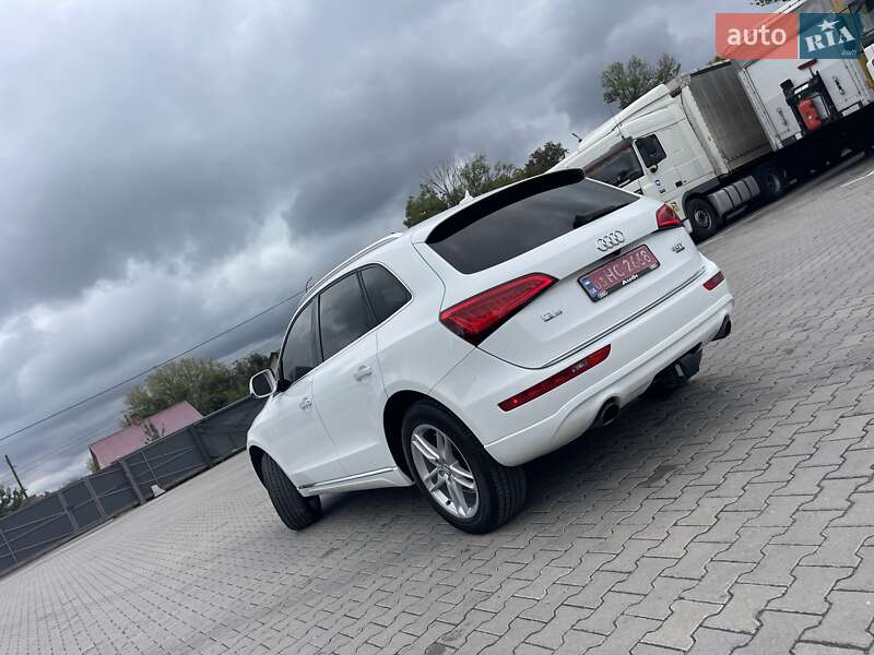 Внедорожник / Кроссовер Audi Q5 2016 в Киеве