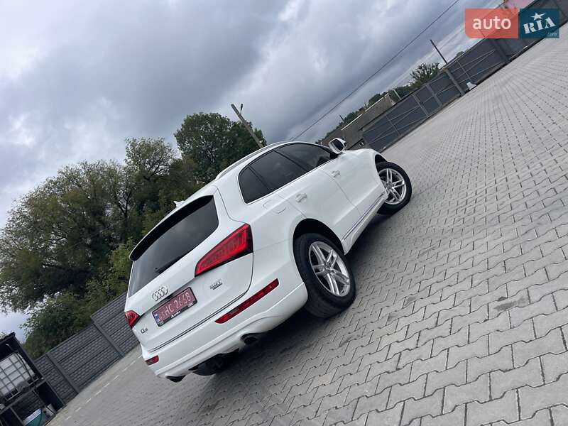 Внедорожник / Кроссовер Audi Q5 2016 в Киеве