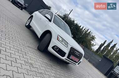 Внедорожник / Кроссовер Audi Q5 2016 в 