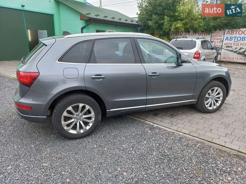 Внедорожник / Кроссовер Audi Q5 2015 в Шептицькому