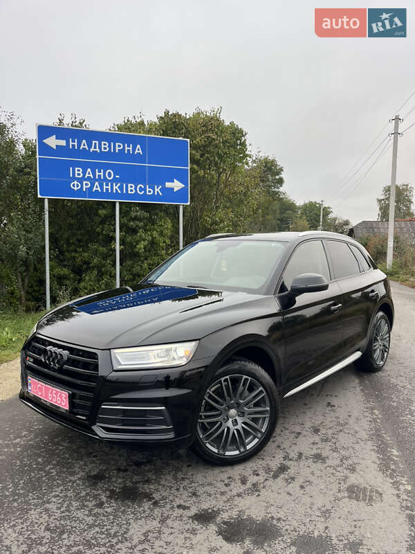 Внедорожник / Кроссовер Audi Q5 2018 в Надворной