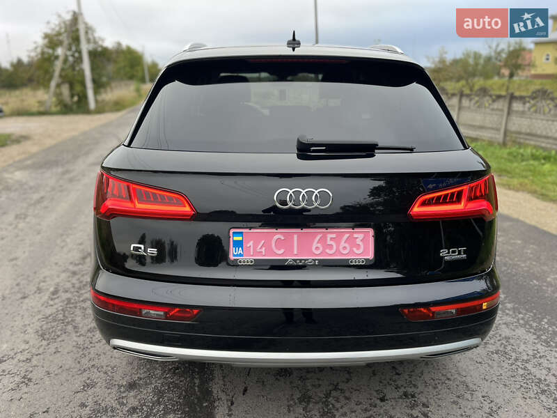 Внедорожник / Кроссовер Audi Q5 2018 в Надворной