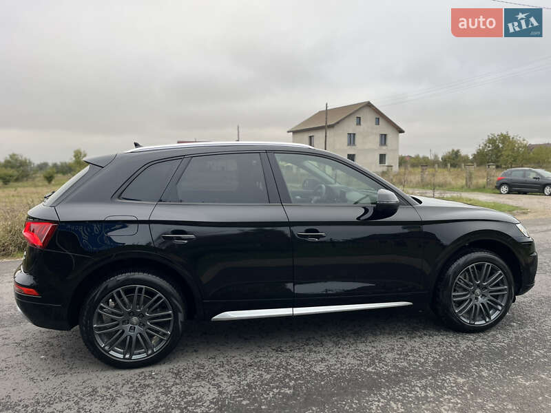 Внедорожник / Кроссовер Audi Q5 2018 в Надворной