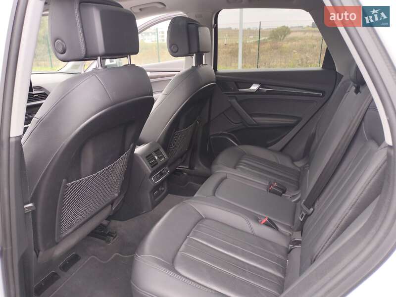Внедорожник / Кроссовер Audi Q5 2020 в Ровно