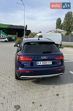 Позашляховик / Кросовер Audi Q5 2018 в 