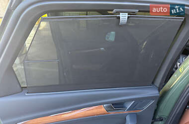Внедорожник / Кроссовер Audi Q5 2023 в 