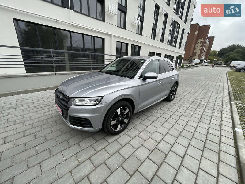 Внедорожник / Кроссовер Audi Q5 2018 в Ровно