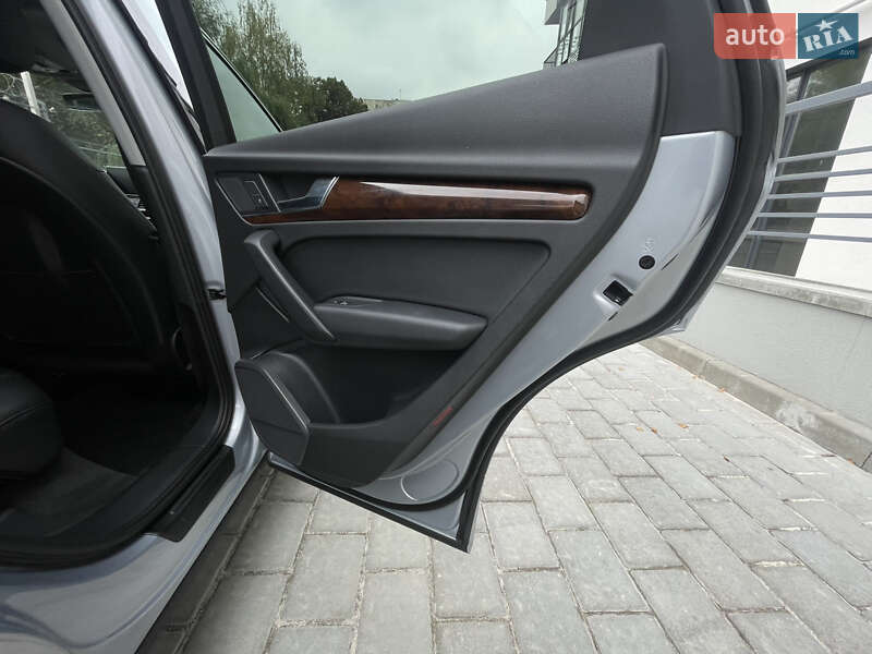 Внедорожник / Кроссовер Audi Q5 2018 в Ровно