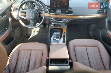 Внедорожник / Кроссовер Audi Q5 2023 в 