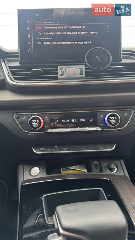 Позашляховик / Кросовер Audi Q5 2022 в Києві