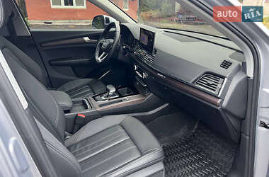 Позашляховик / Кросовер Audi Q5 2021 в 