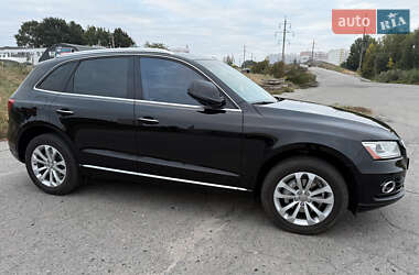 Внедорожник / Кроссовер Audi Q5 2016 в 