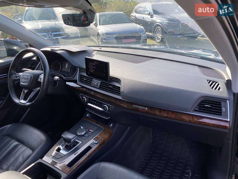 Внедорожник / Кроссовер Audi Q5 2017 в Львове