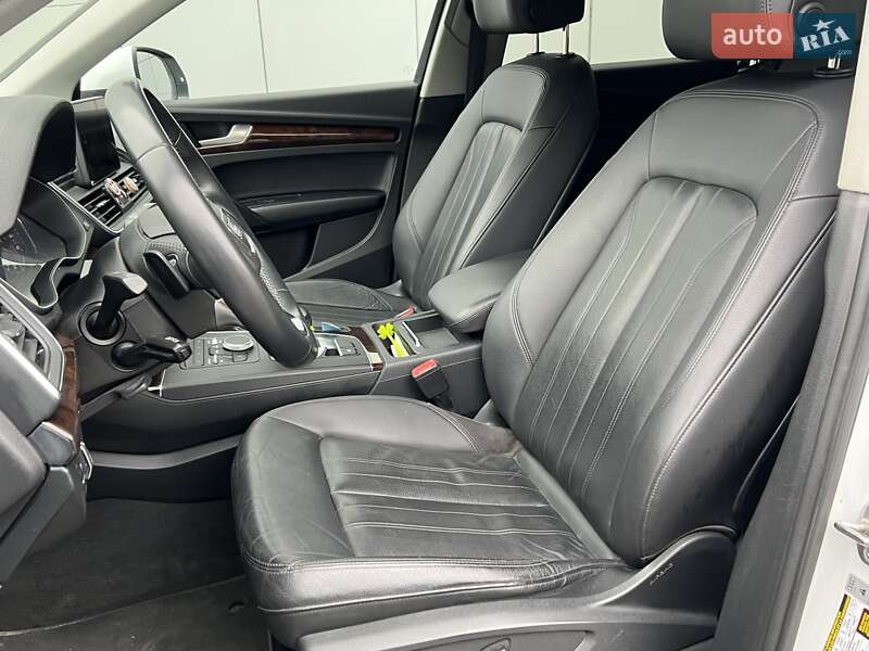 Внедорожник / Кроссовер Audi Q5 2019 в Киеве