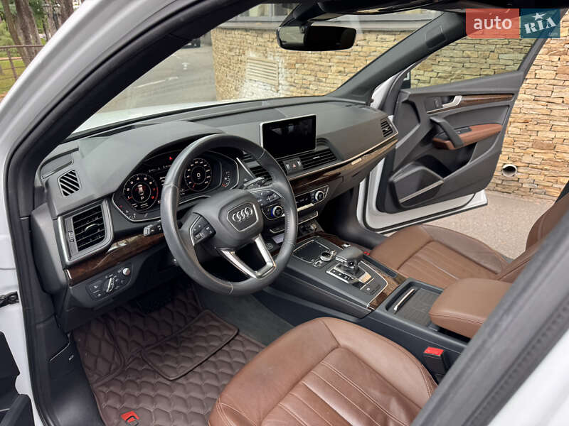 Внедорожник / Кроссовер Audi Q5 2019 в Киеве