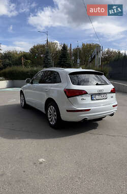 Внедорожник / Кроссовер Audi Q5 2015 в 