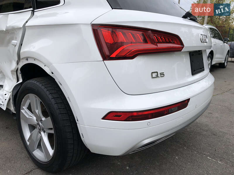 Внедорожник / Кроссовер Audi Q5 2018 в Ирпене