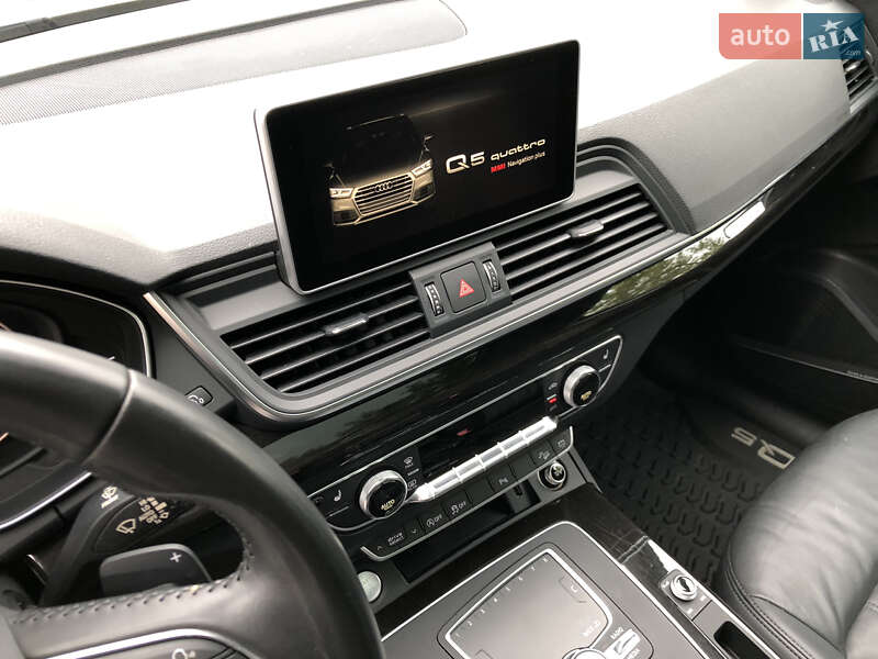Внедорожник / Кроссовер Audi Q5 2018 в Ирпене