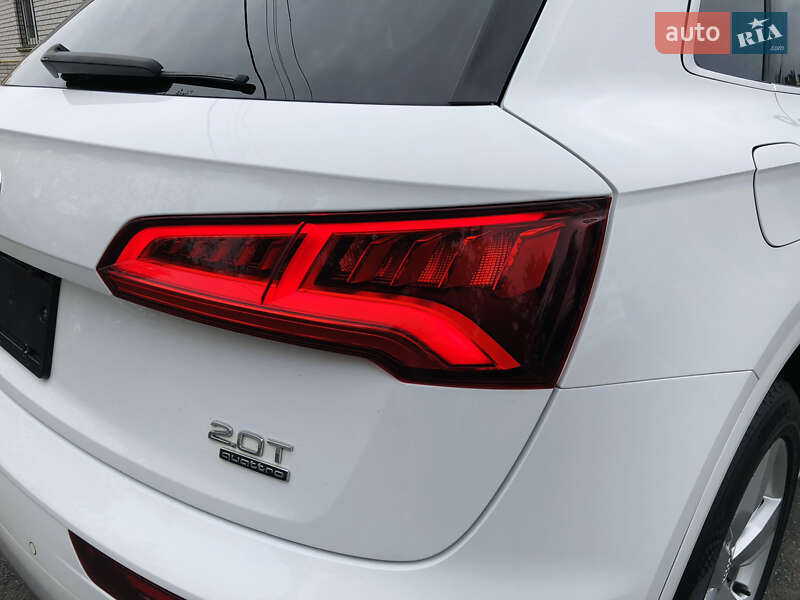 Внедорожник / Кроссовер Audi Q5 2018 в Ирпене