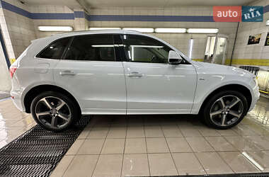 Внедорожник / Кроссовер Audi Q5 2015 в 