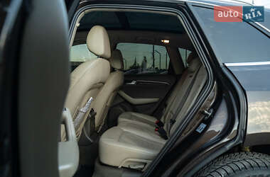 Внедорожник / Кроссовер Audi Q5 2011 в 