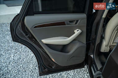 Внедорожник / Кроссовер Audi Q5 2011 в 