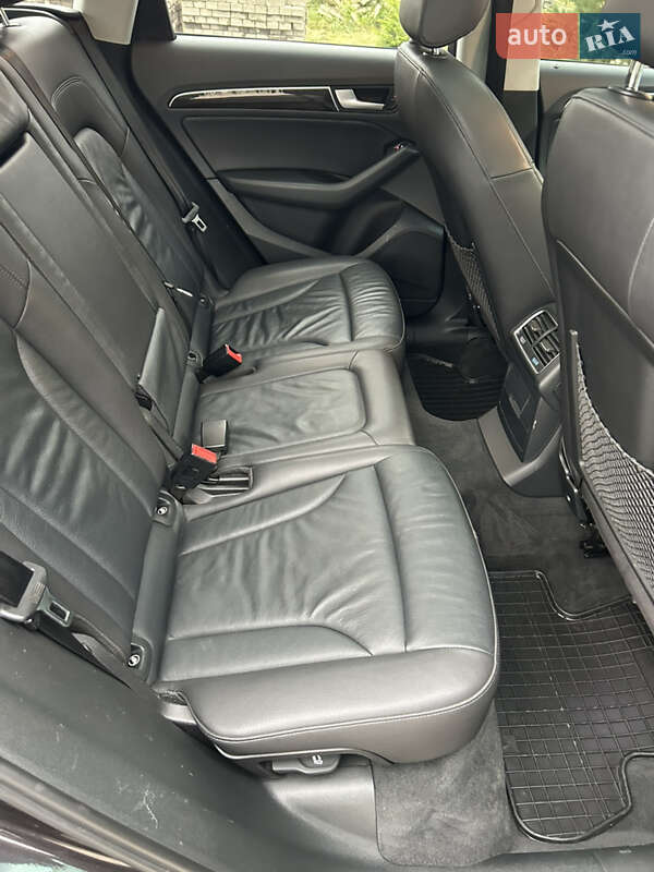 Внедорожник / Кроссовер Audi Q5 2014 в Самборе
