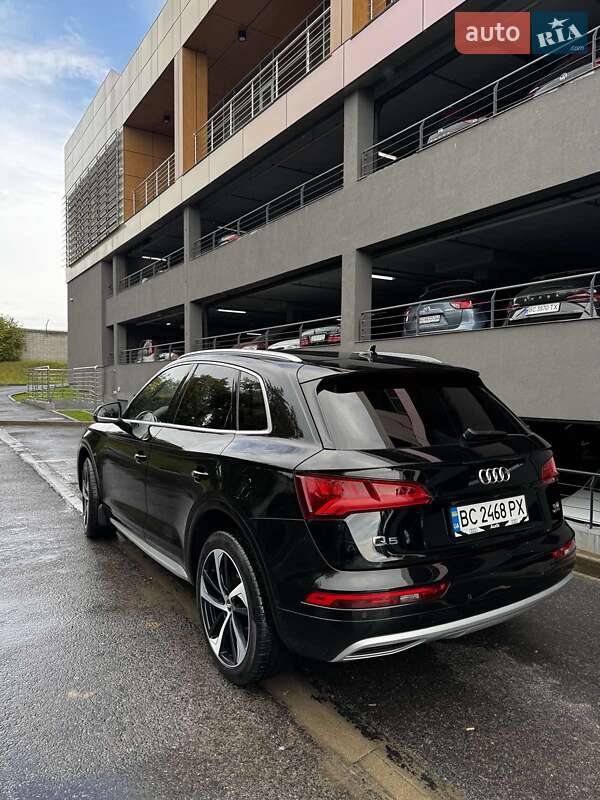 Внедорожник / Кроссовер Audi Q5 2018 в Львове