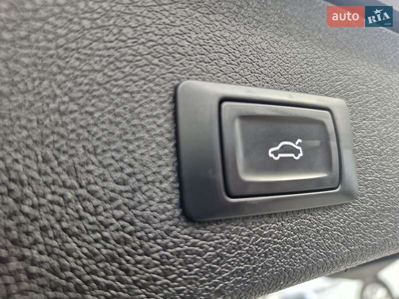 Внедорожник / Кроссовер Audi Q5 2014 в Ужгороде