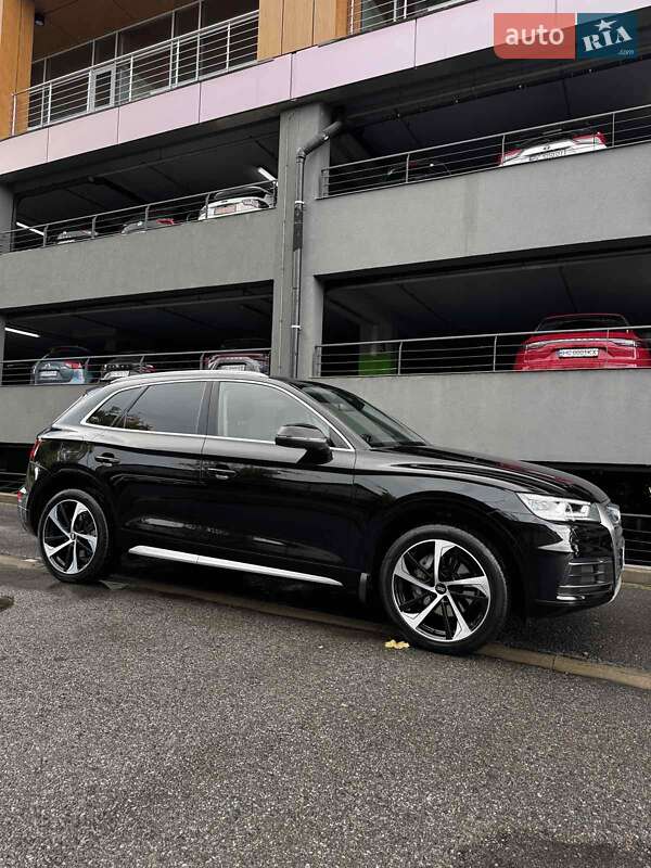 Внедорожник / Кроссовер Audi Q5 2018 в Львове