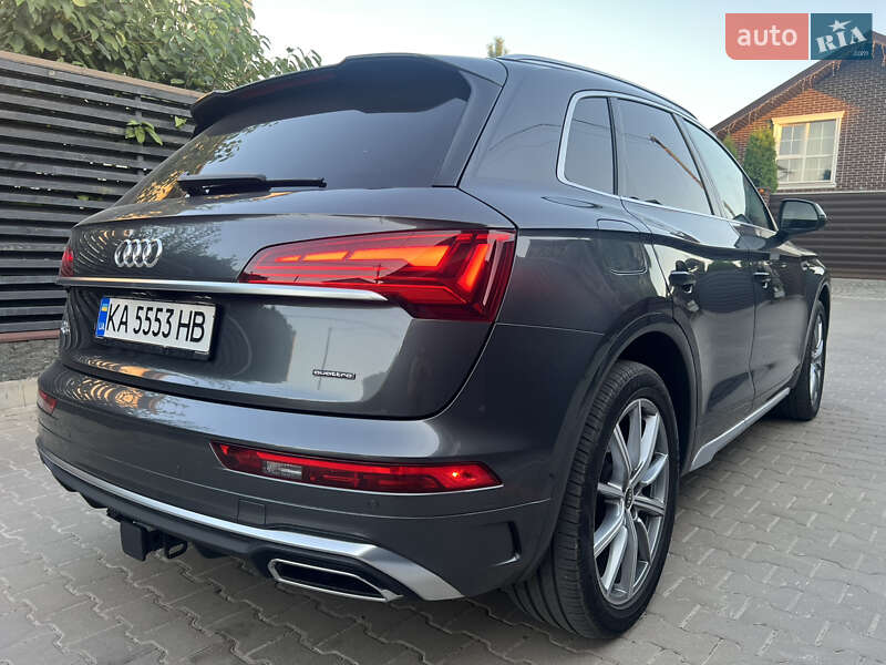 Позашляховик / Кросовер Audi Q5 2021 в Києві