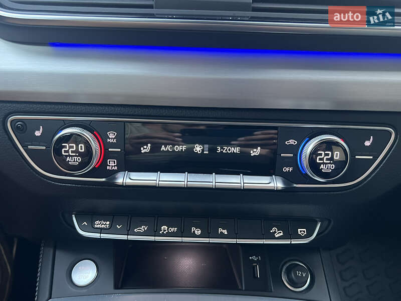 Позашляховик / Кросовер Audi Q5 2021 в Києві