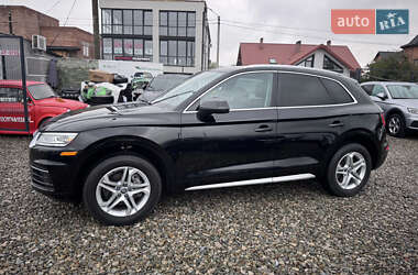 Внедорожник / Кроссовер Audi Q5 2019 в 