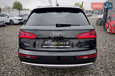 Внедорожник / Кроссовер Audi Q5 2019 в 