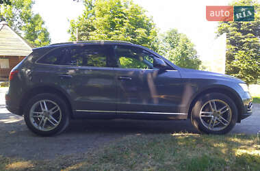 Внедорожник / Кроссовер Audi Q5 2016 в 
