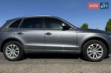 Внедорожник / Кроссовер Audi Q5 2016 в 